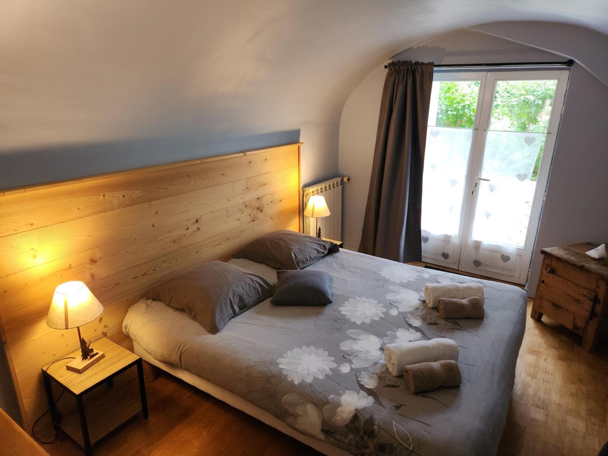 La Girandole Chambre D'Hotes Et Location D'Appartement Arvieux Exterior foto