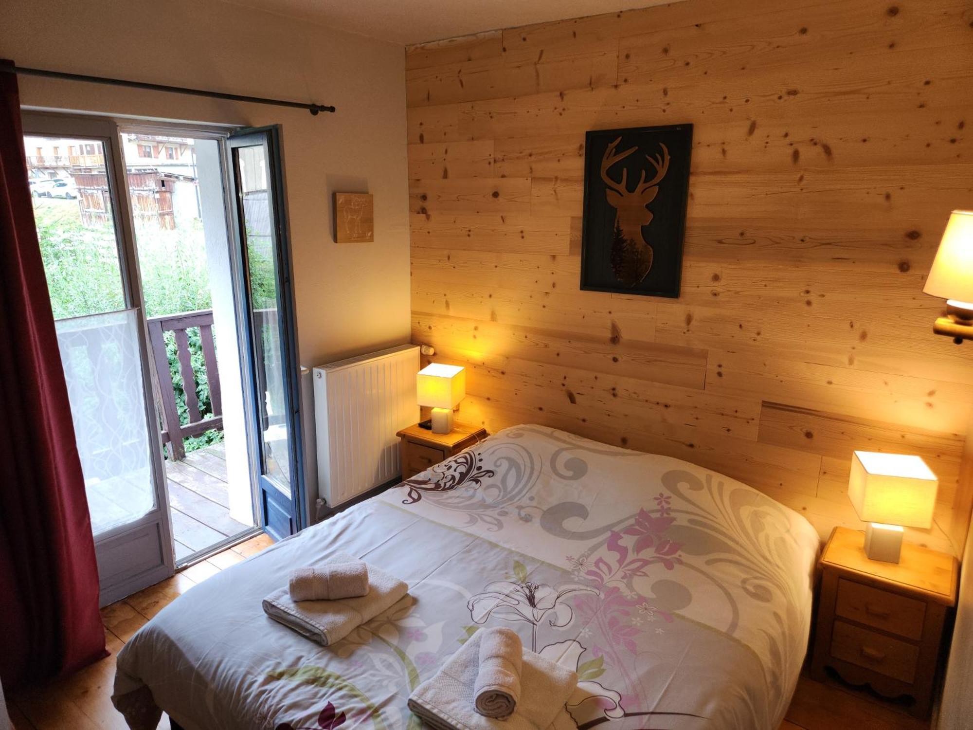 La Girandole Chambre D'Hotes Et Location D'Appartement Arvieux Exterior foto