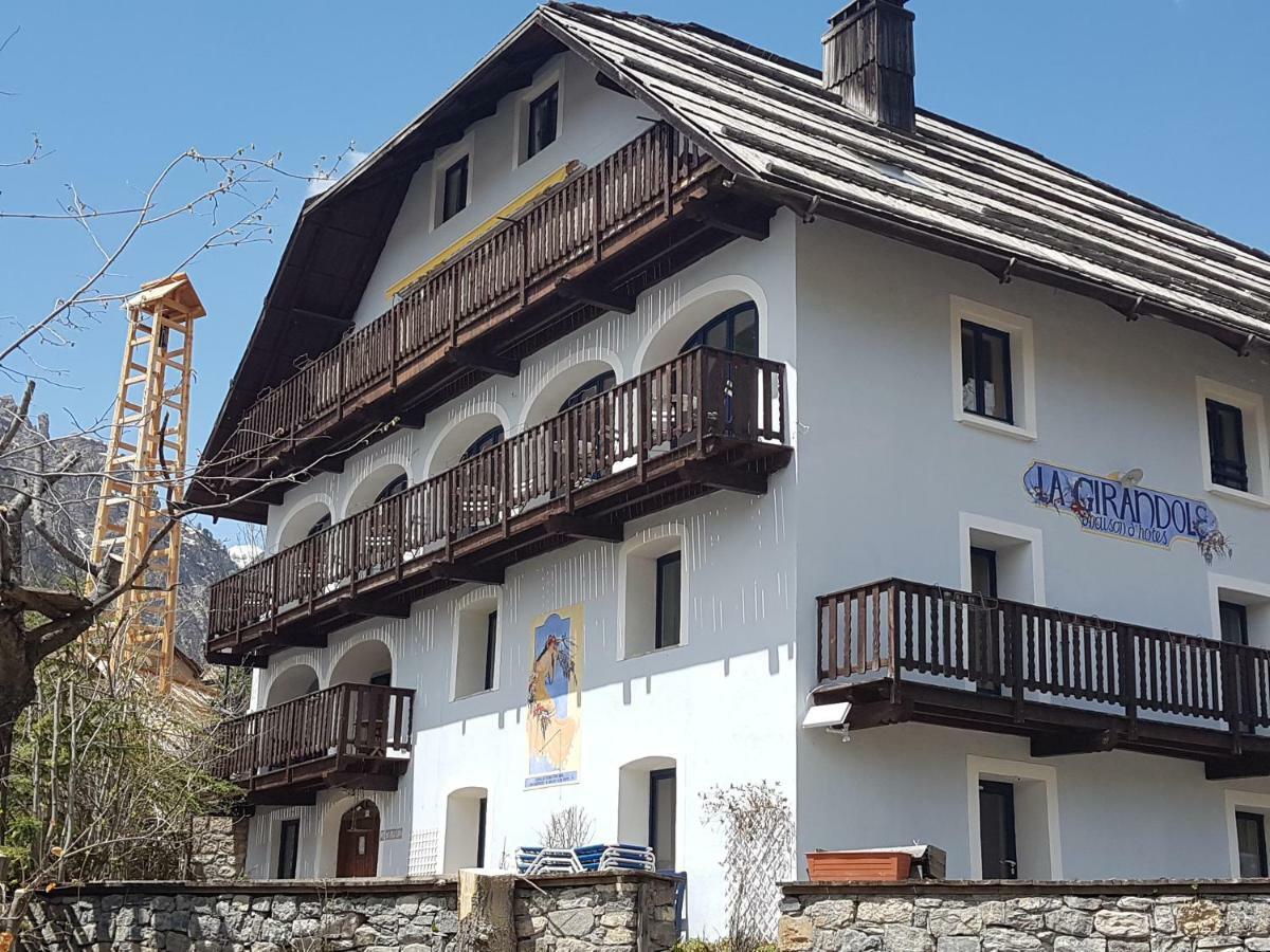 La Girandole Chambre D'Hotes Et Location D'Appartement Arvieux Exterior foto