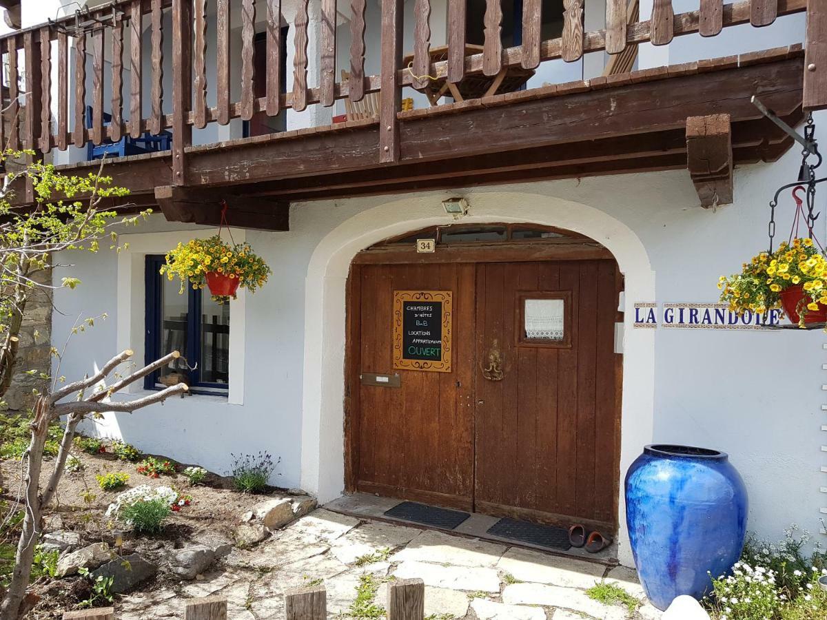 La Girandole Chambre D'Hotes Et Location D'Appartement Arvieux Exterior foto