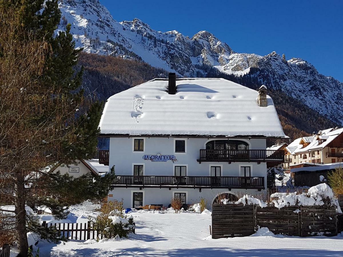 La Girandole Chambre D'Hotes Et Location D'Appartement Arvieux Exterior foto
