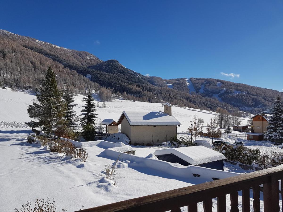 La Girandole Chambre D'Hotes Et Location D'Appartement Arvieux Exterior foto
